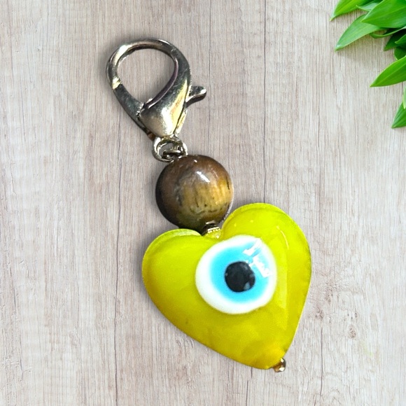 Hand Crafted Purse Pet Charm Tiger’s Eye Yellow Heart Evil Eye Brown Spiritual - Picture 2 of 6